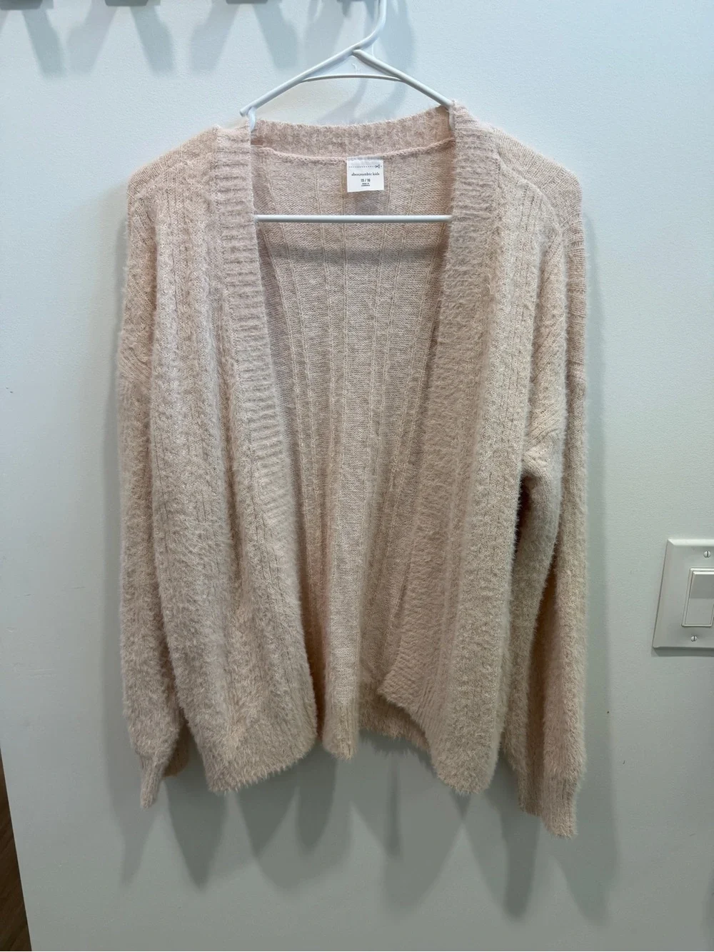 abercrombie kids Cream Open-Front Fuzzy Cardigan Size 15/16